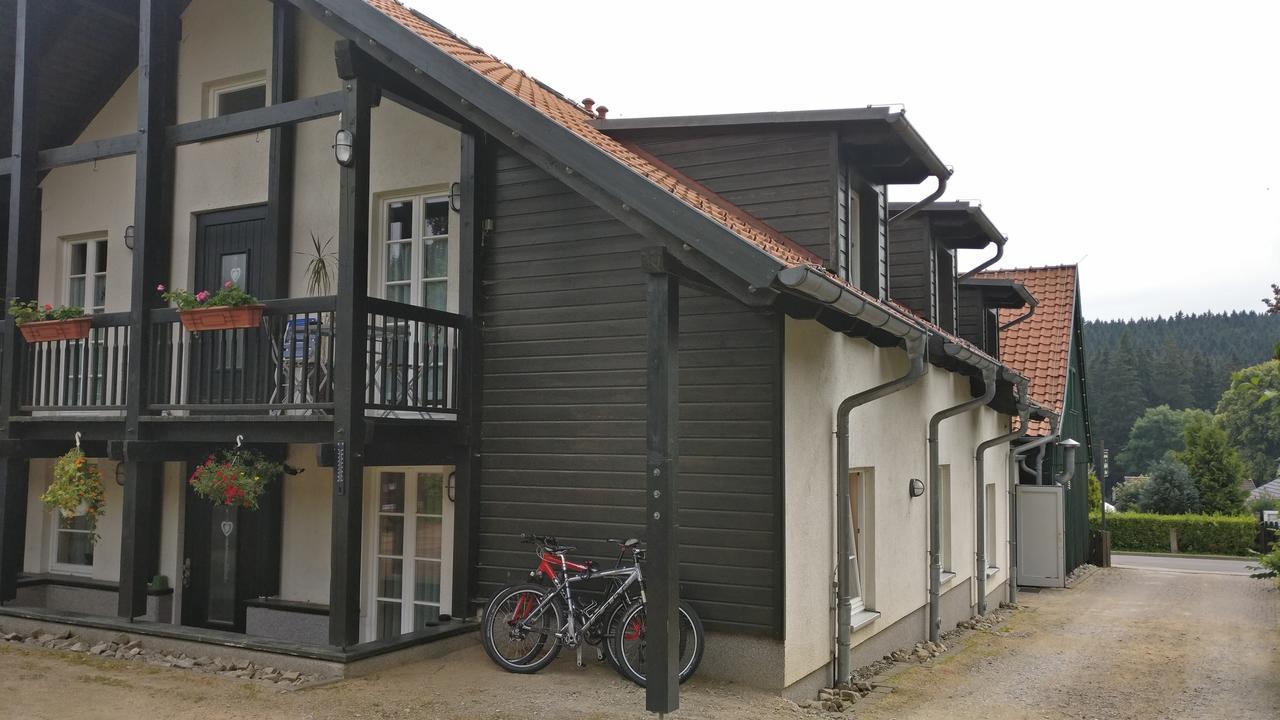 Hotel Garni Und Gaststaette Zum Holzfaeller شيارك المظهر الخارجي الصورة